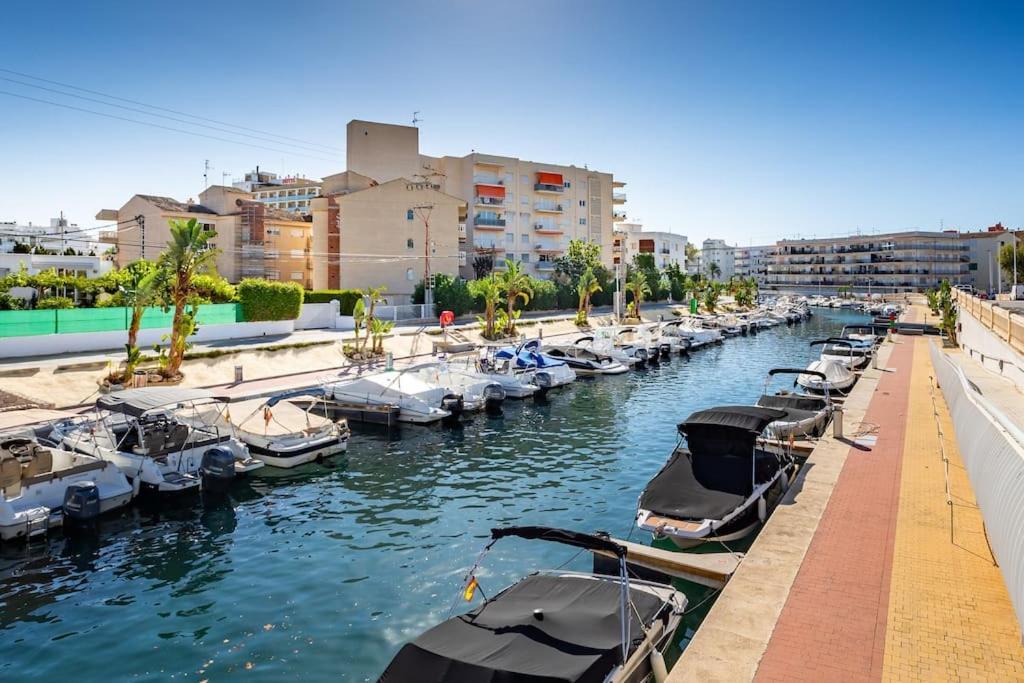 Platja de Larenal Apto. Brisa Marina Piscina+Parking A 5' Del Arenal מראה חיצוני תמונה